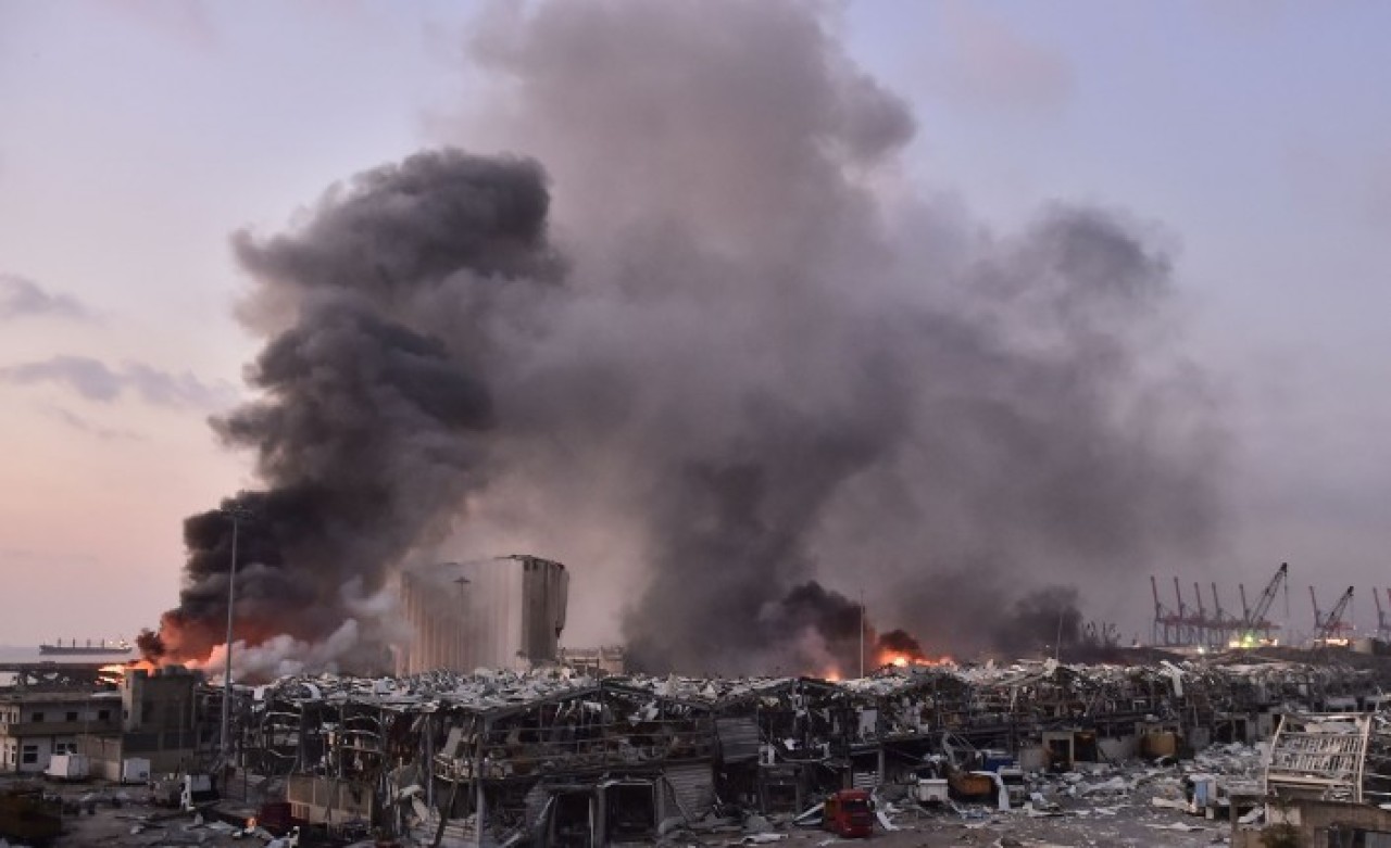 Beyrut savaş meydanı gibi: 100 ölü,  binlerce yaralı