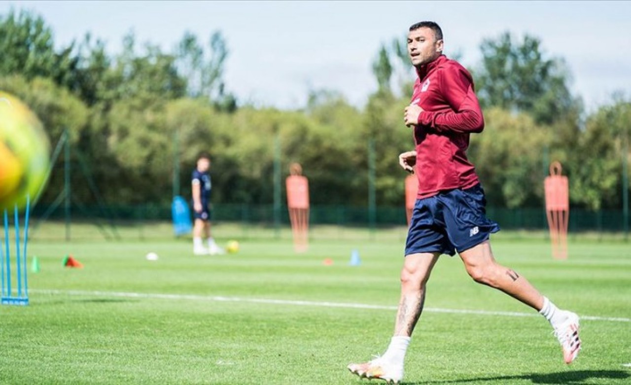 Burak Yılmaz,  Lille ile 2 yıllık sözleşme imzaladı