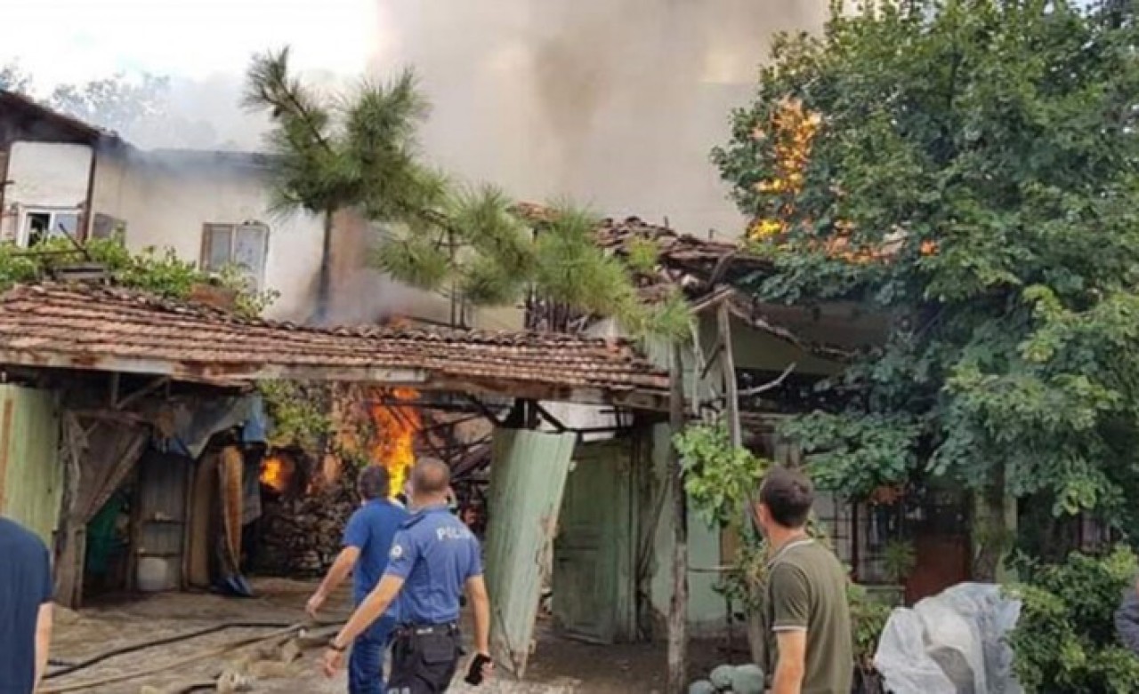 Çorum'da yangın faciası: 4'ü çocuk 5 kişi feci şekilde can verdi