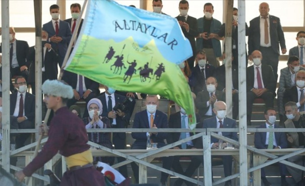 Cumhurbaşkanı Erdoğan,  Ahlat'taki etkinlikleri izledi