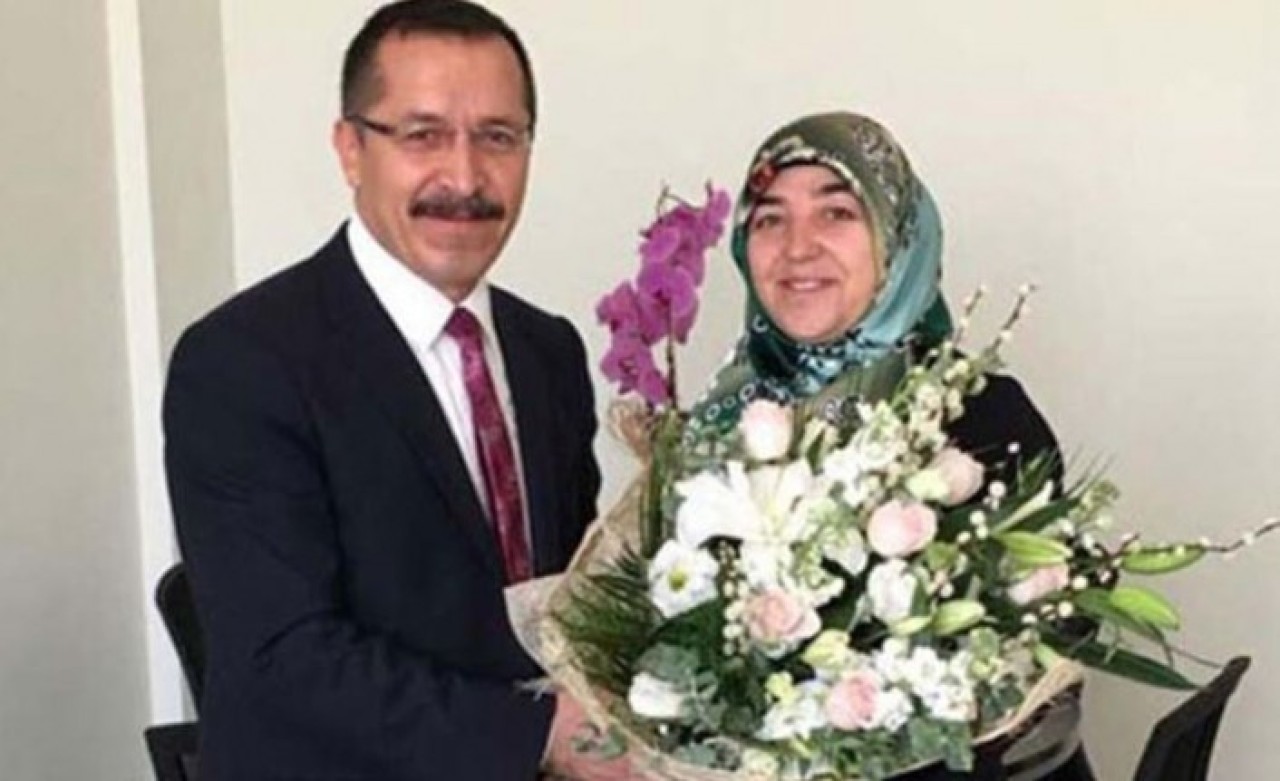 Eşine özel ilan açtığı iddia edilen rektör Hüseyin Bağ hakkında soruşturma