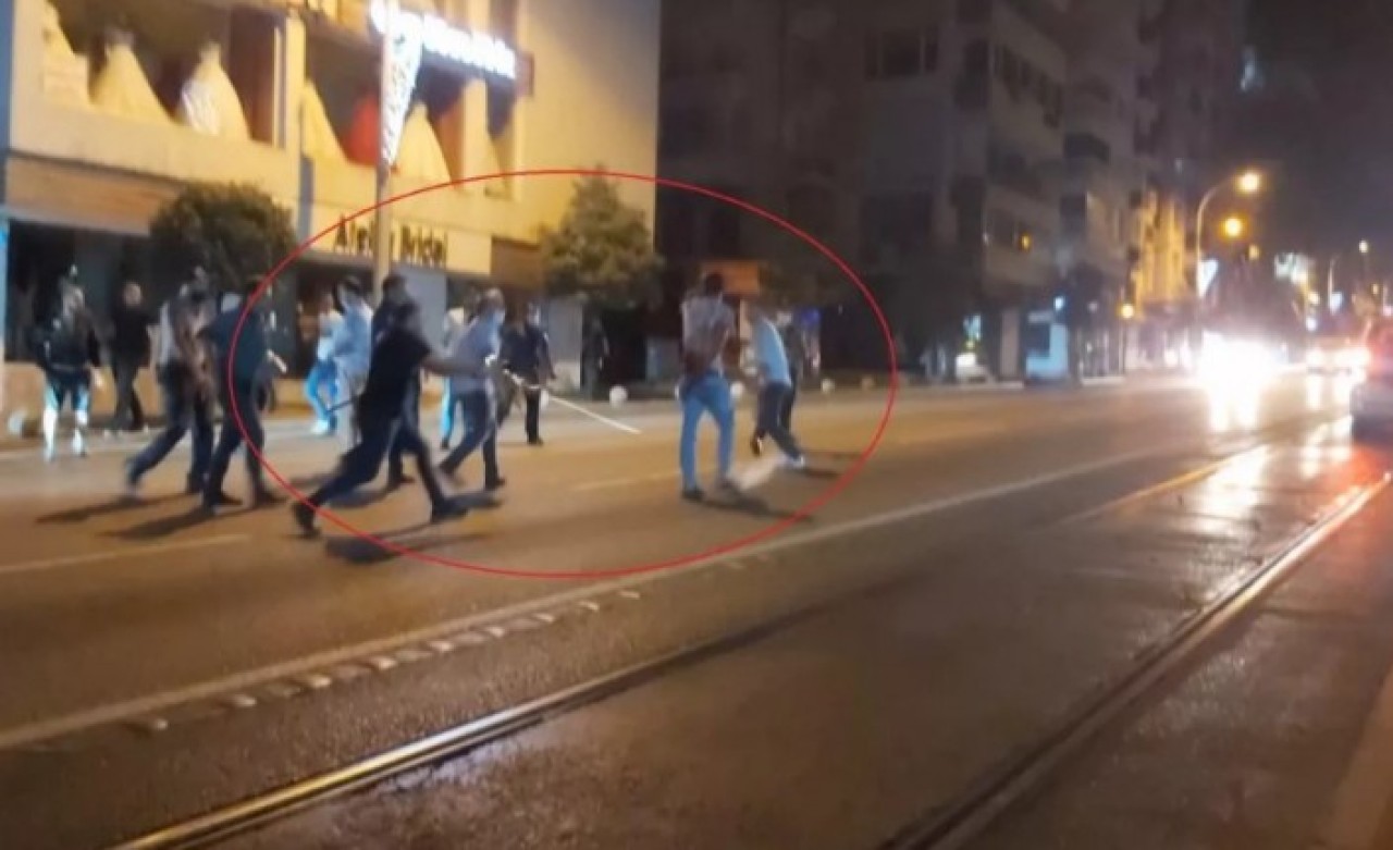 Eski eşi ve emniyet ekibine baltayla saldırdı! Ayağından vurularak etkisiz hale getirildi