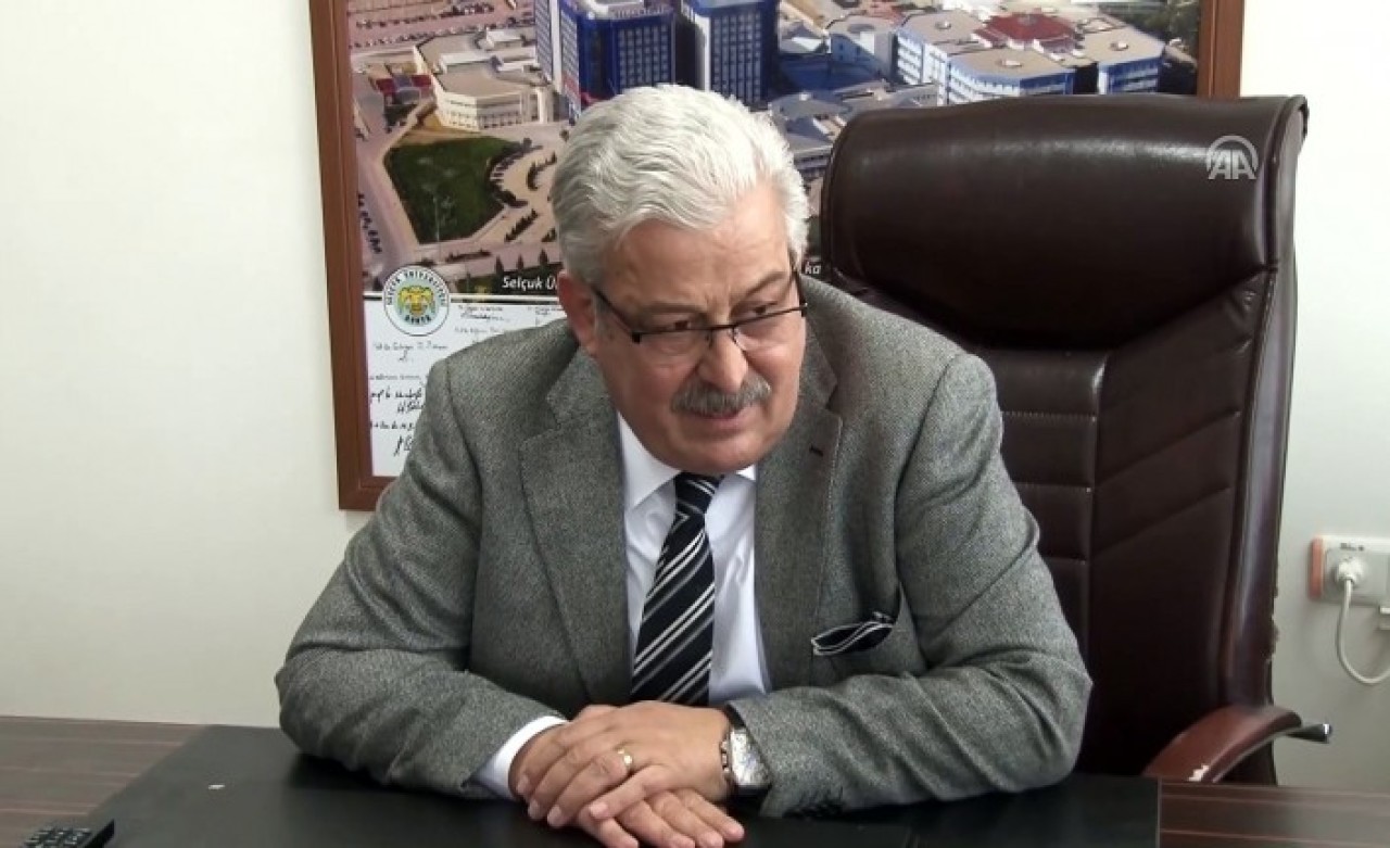 Eski rektör Prof. Süleyman Okudan'a 539 hayali ameliyat soruşturması