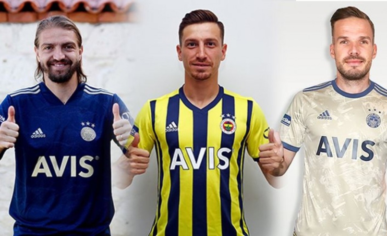 Fenerbahçe'nin yeni formaları satışa çıktı: İşte fiyatı