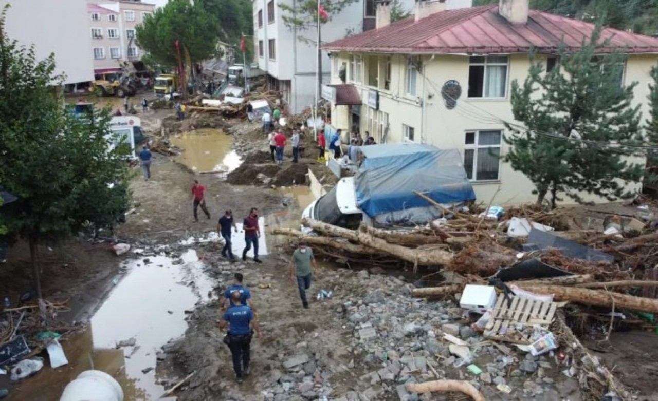 Giresun'daki sel felaketinde can kaybı 8'e yükseldi