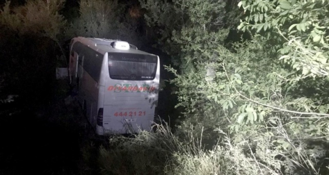 Gümüşhane'de yolcu otobüsü kazası: Miğda Aksoy öldü,  24 yaralı var