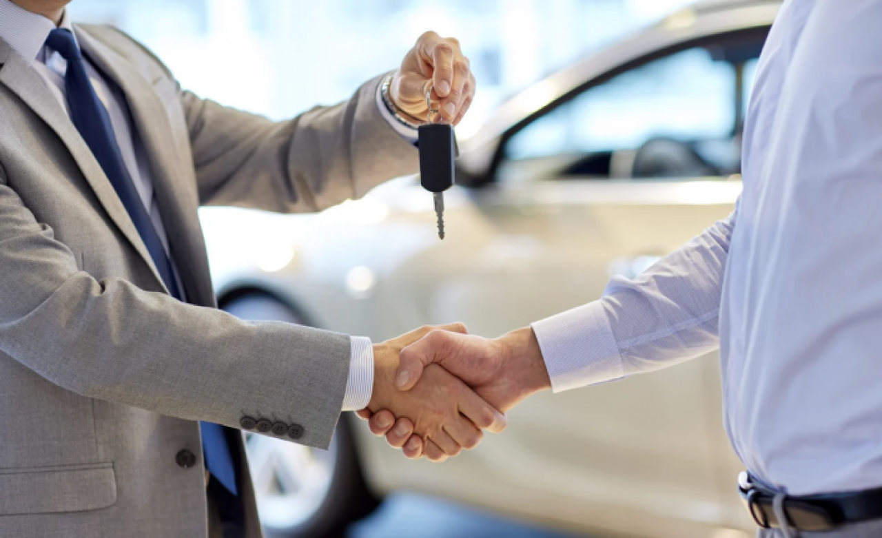 İkinci el araç satışında yeni dönem başlıyor: 5 bin TL ceza kesilecek!