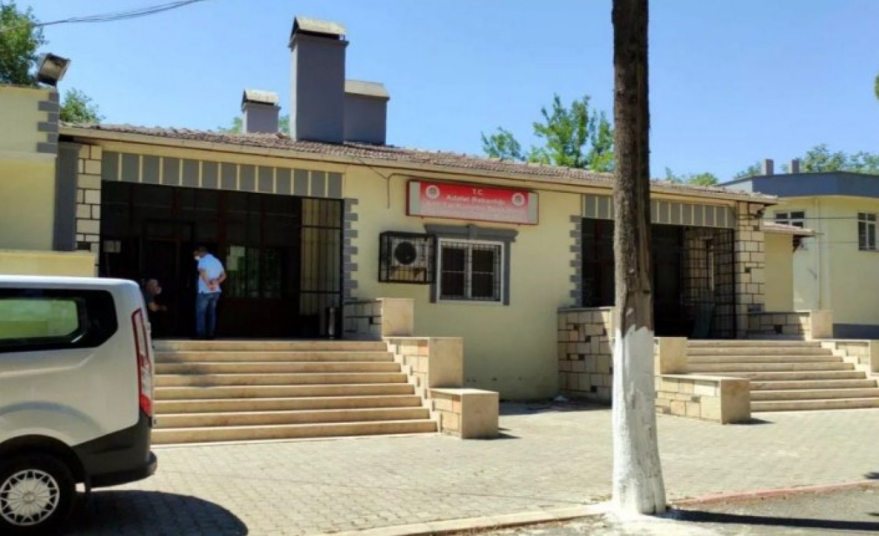 İş adamının lüks villasında çalışan kadın ölü bulundu