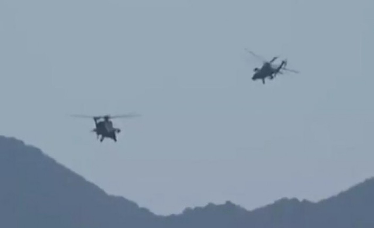 Meis Adası çevresinde hareketlilik! Türk hücumbotu Kaş'a,  Yunan hücumbotu Meis Adası'na yanaştı