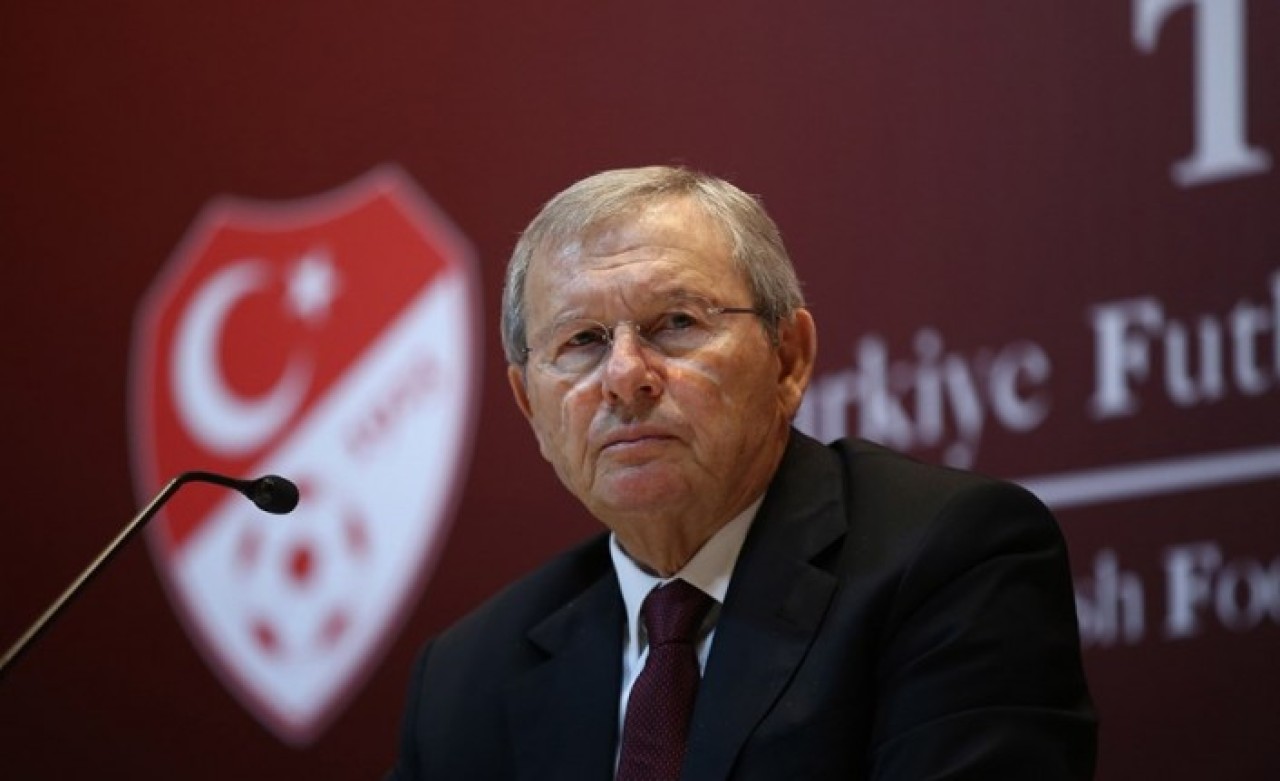 MHK Başkanı Zekeriya Alp istifa etti