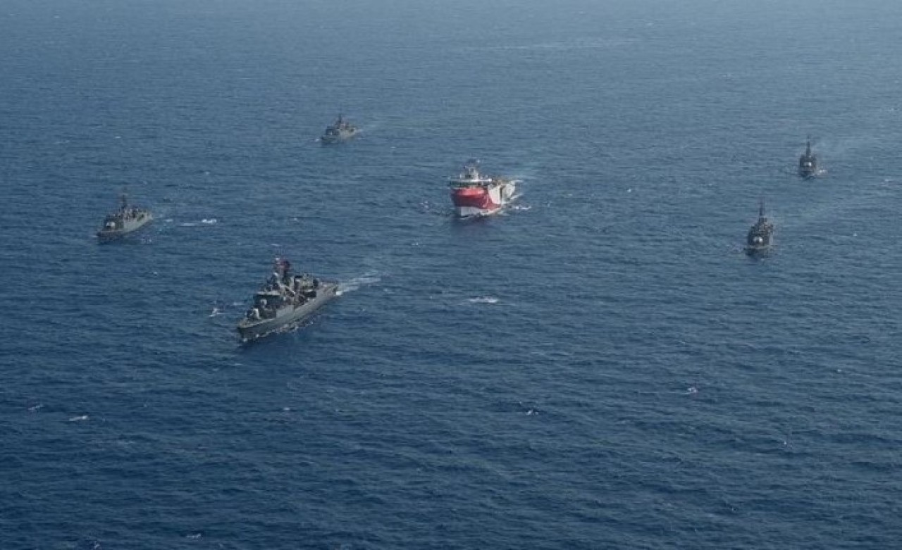 MSB: Tüm tedbirler alındı: Oruç Reis'e yakın koruma