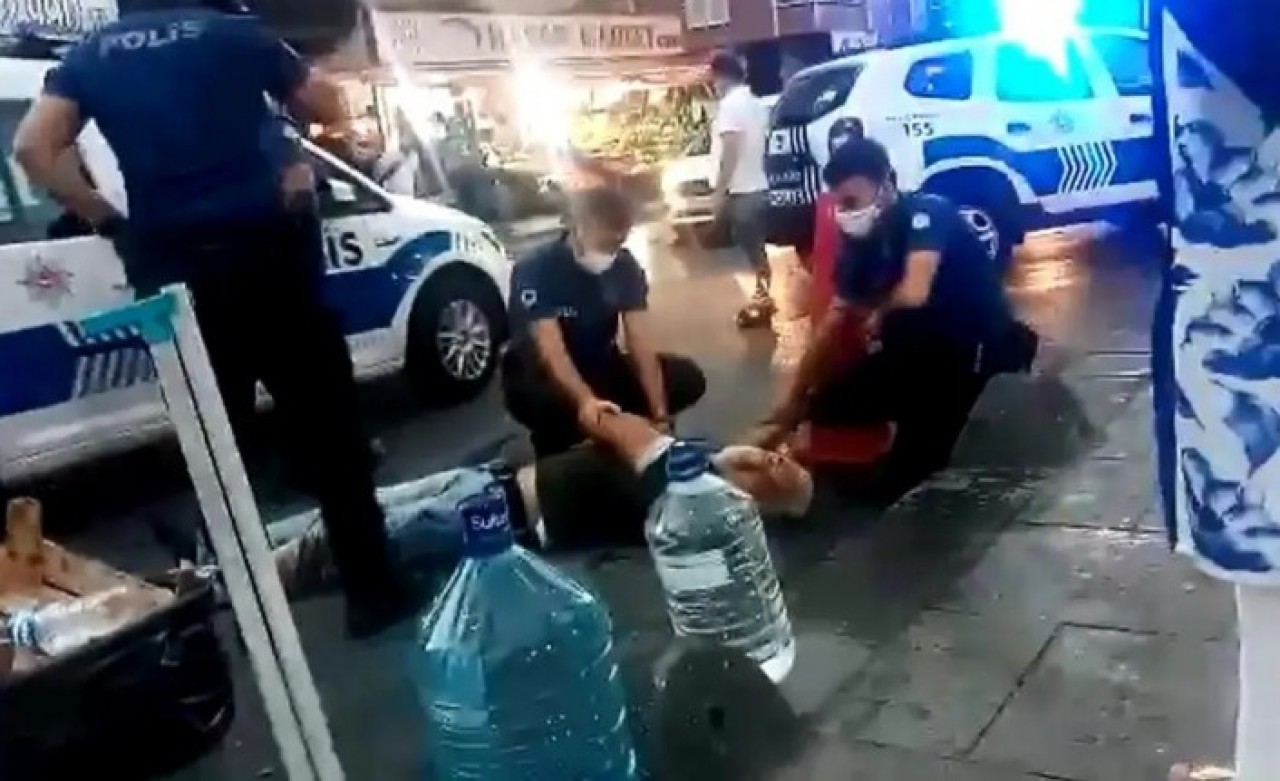 Sultangazi'de intihar girişimi: Polis son anda engelledi