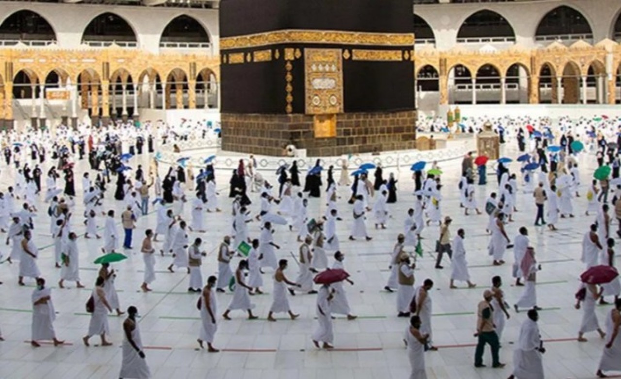 Suudi Arabistan'dan sosyal mesafeli hac açıklaması