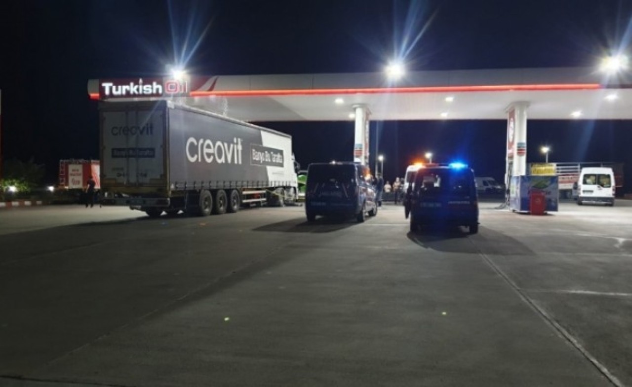 Tamir ederken TIR'ın altında kaldı: Ramazan Cöndek öldü