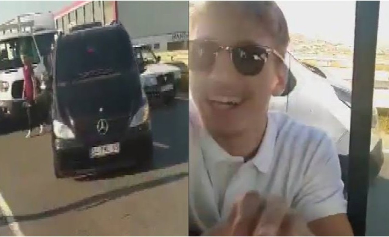 Trafikte 'çakarlı' dehşet! Aracından inip defalarca bıçakladı