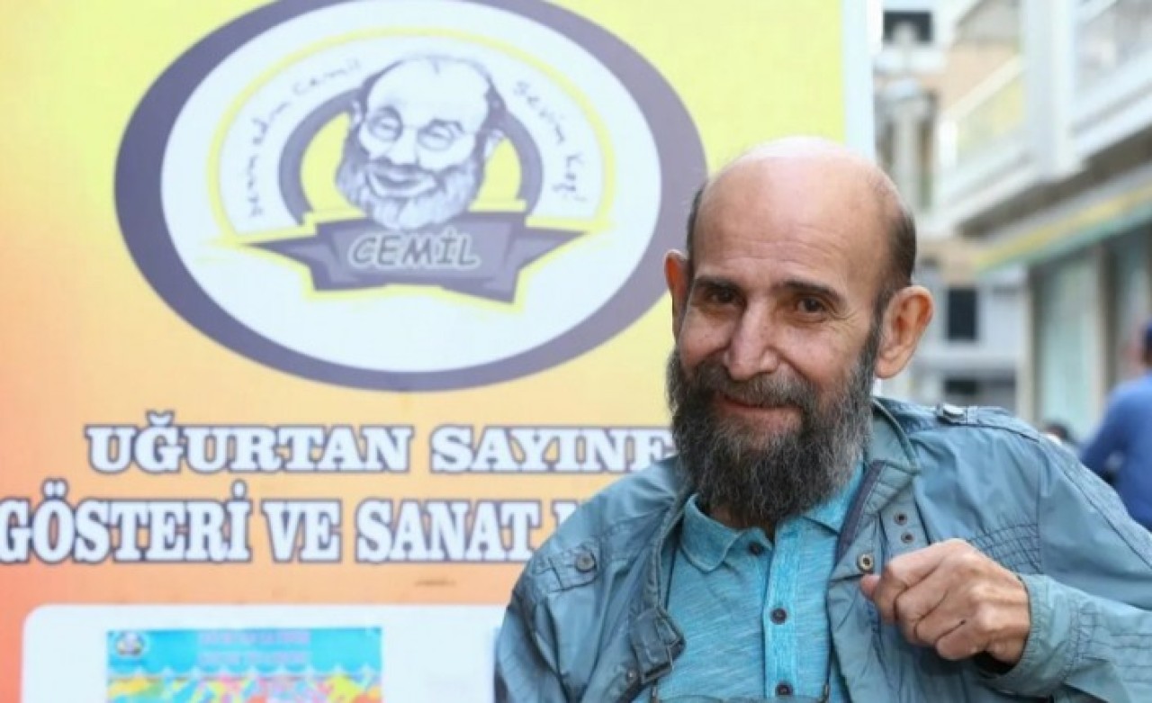 Uğurtan Sayıner,  İzmir'de hastaneye kaldırıldı