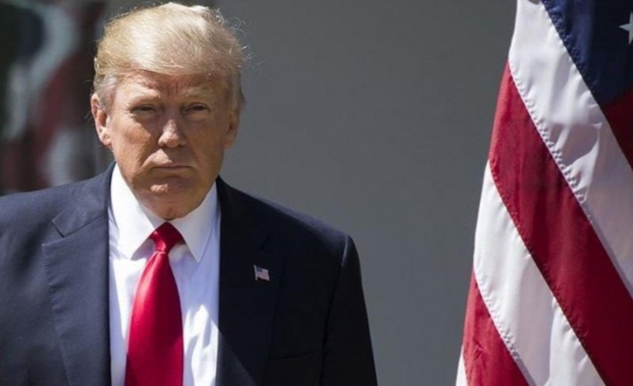 Yarı otomatik silahla Trump'ın malikanesine girdiler