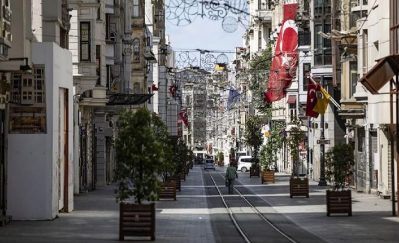 7 ilde hafta sonu yeniden sokağa çıkma yasağı geliyor!