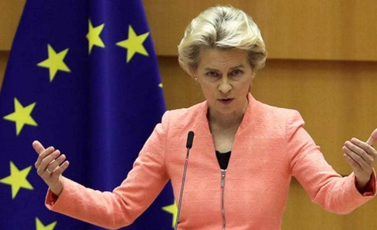 AB Komisyonu Başkanı: Haritada yakın olsak da,  Türkiye ile mesafe büyüyor