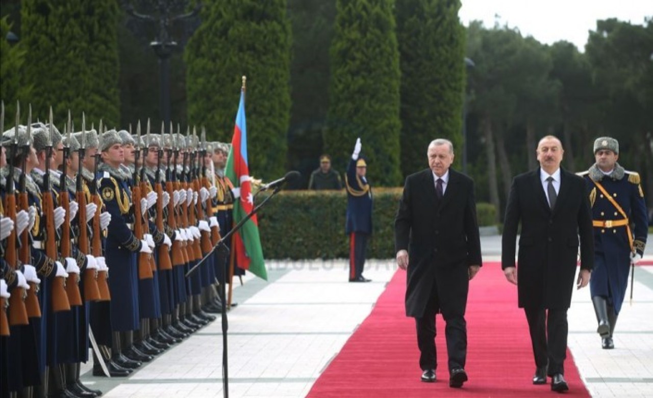 Azerbaycan Cumhurbaşkanı Aliyev'den Ermenistan'a tepki: Şehitlerimizin kanı yerde kalmayacak