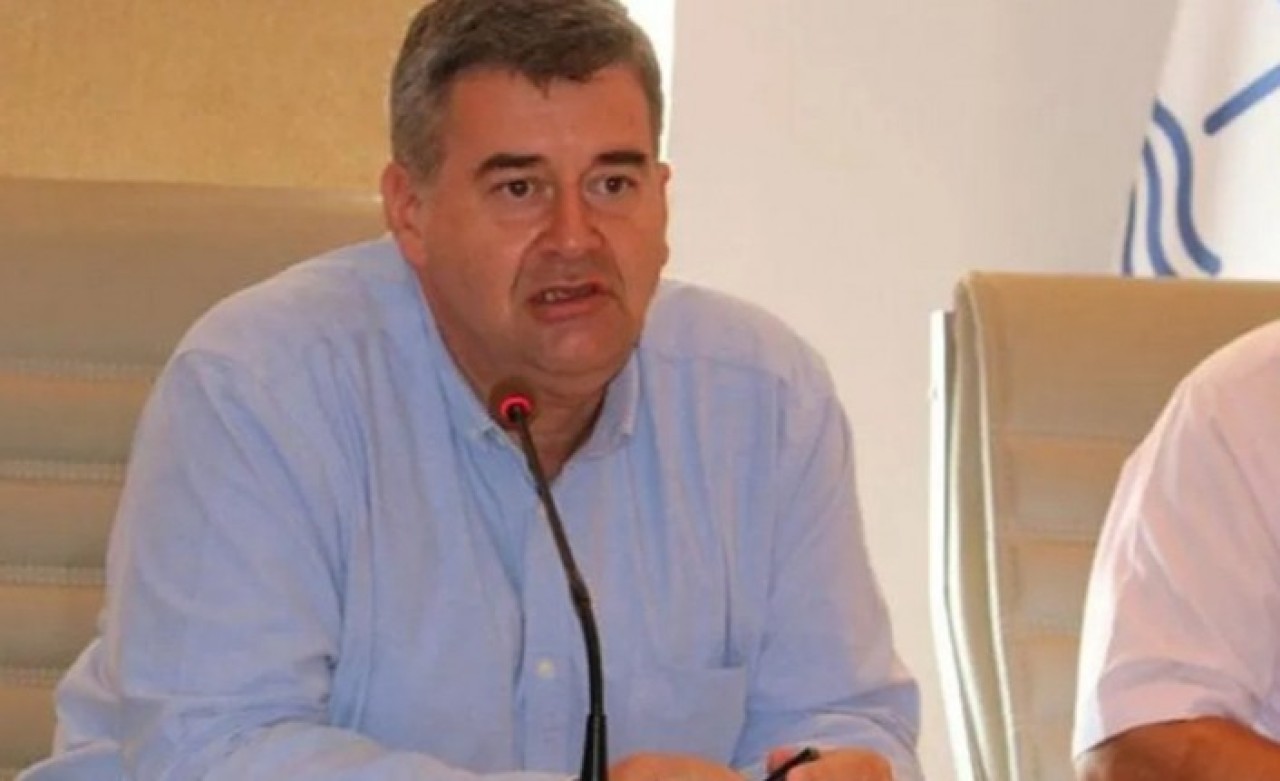 Çeşme Belediye Başkanı Ekrem Oran meclis toplantısında bayıldı