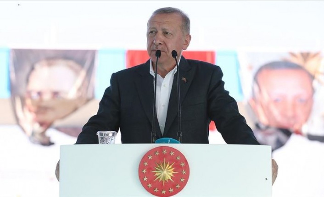 Cumhurbaşkanı Erdoğan: Koronavirüs filan engellemiyor,  devam edeceğiz