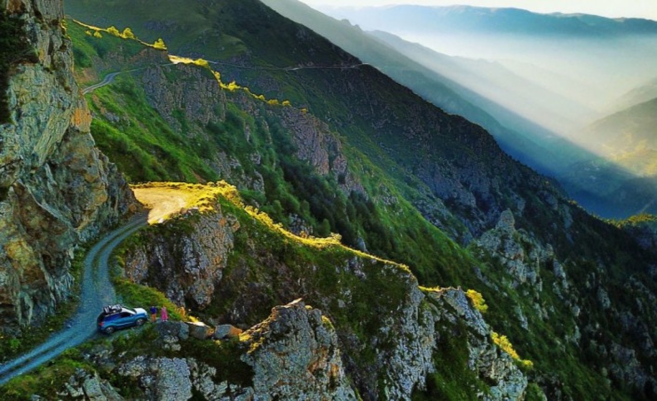 Dünyanın en tehlikeli yollarından Soğanlı geçidi kapatıldı