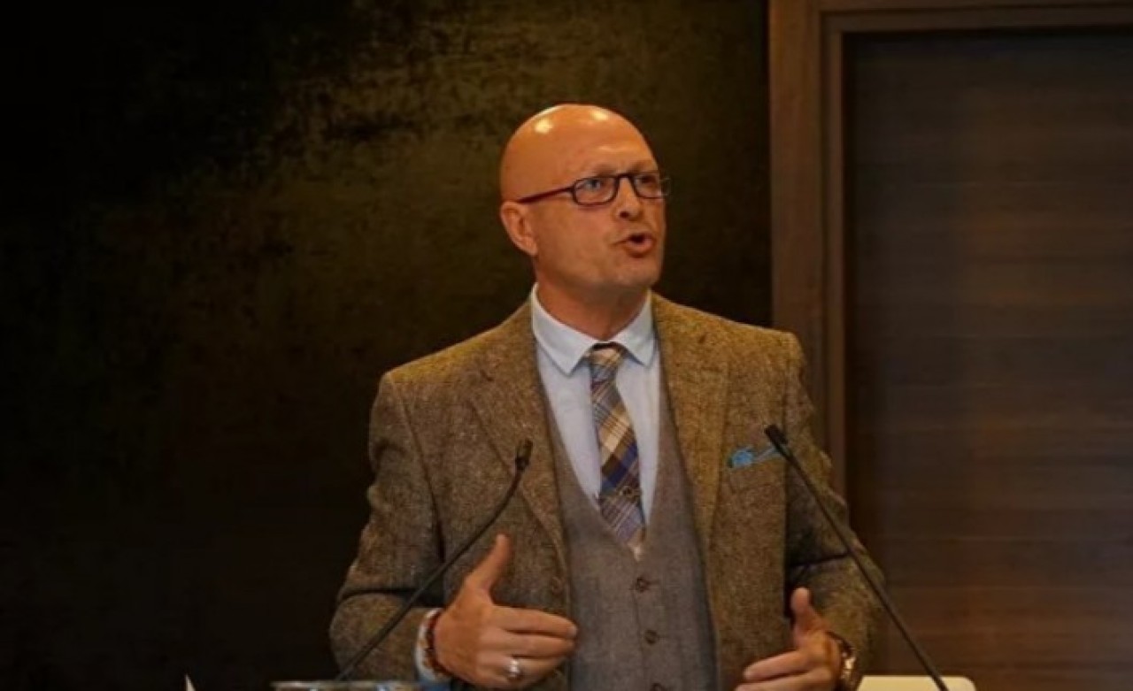 Erol Mütercimler'e İmam Hatiplilere yönelik sözleri nedeniyle hapis istemi