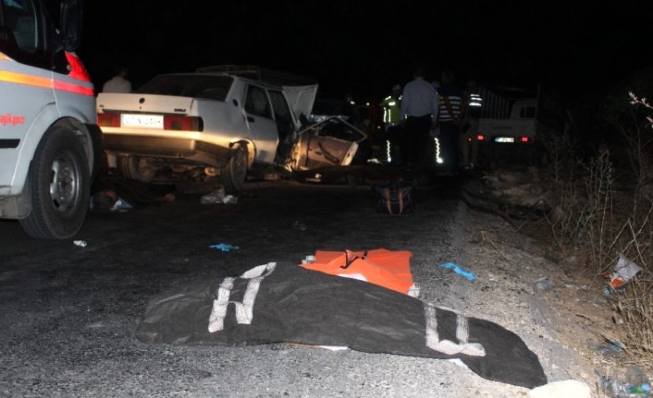 Gaziantep'te katliam gibi kaza: Abdurrezzak Özerol,  Fevzi Başkurt,  Rabia Ekinci,  Sıdıka Nur Ekinci öldü