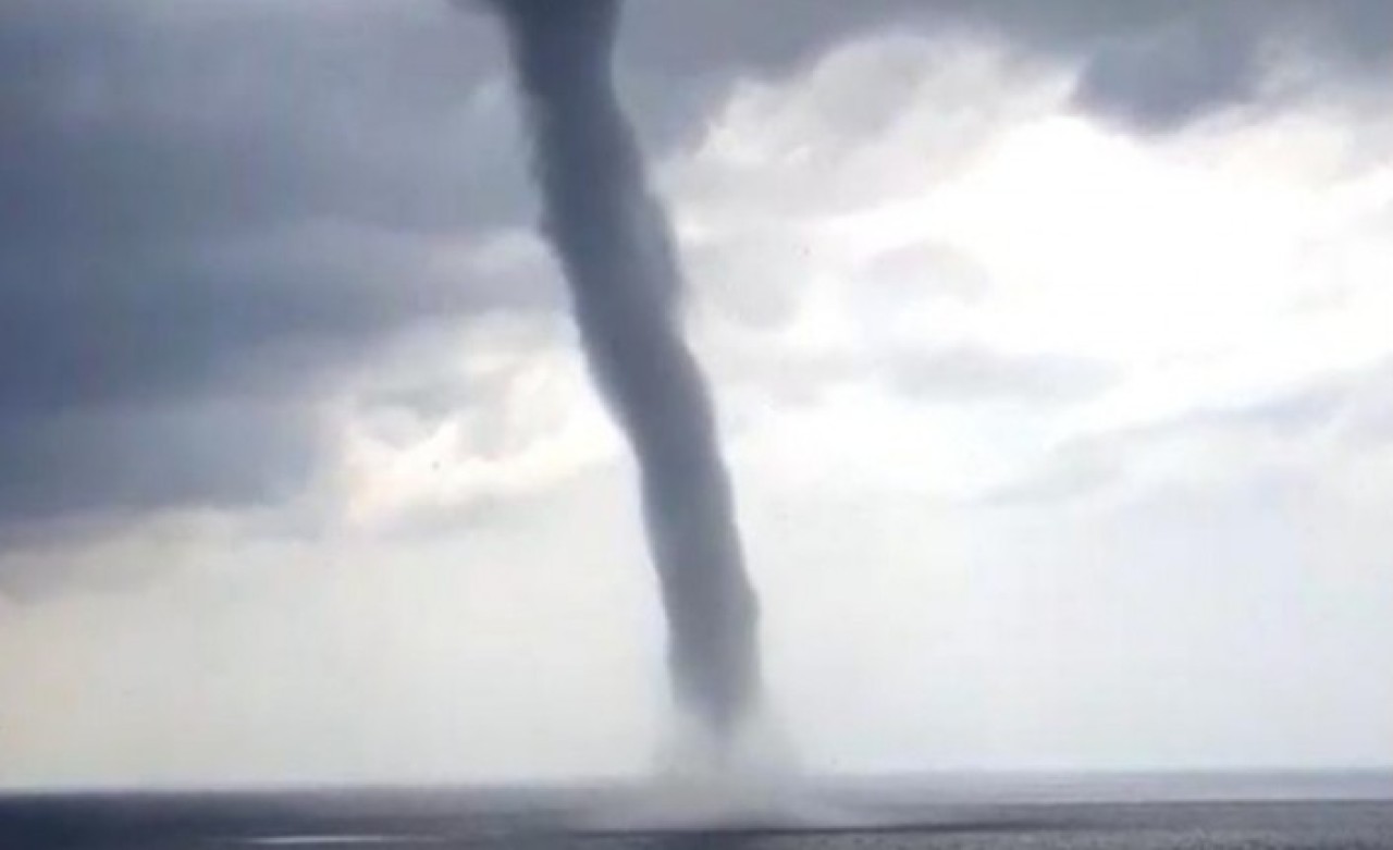 Gazipaşa'da korkutan hortum