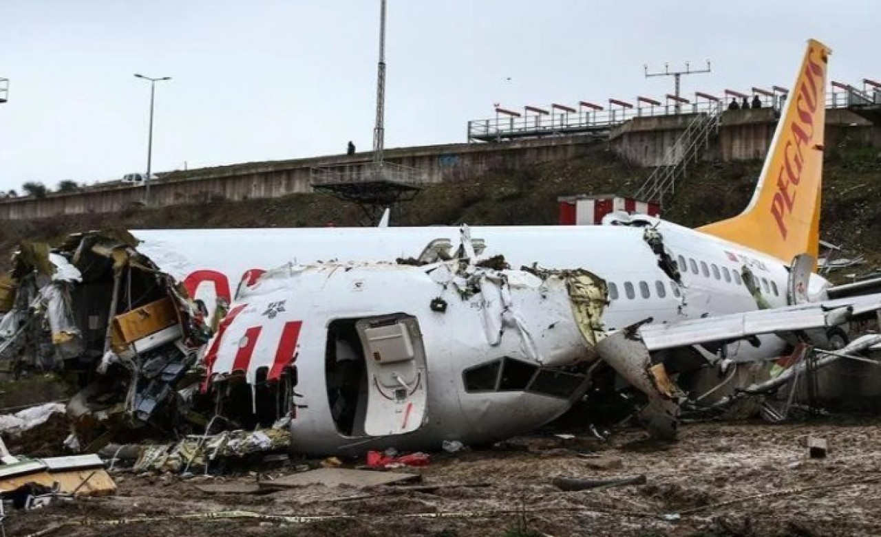 Pilot Mahmut Arslan'ın ev hapsi kaldırıldı