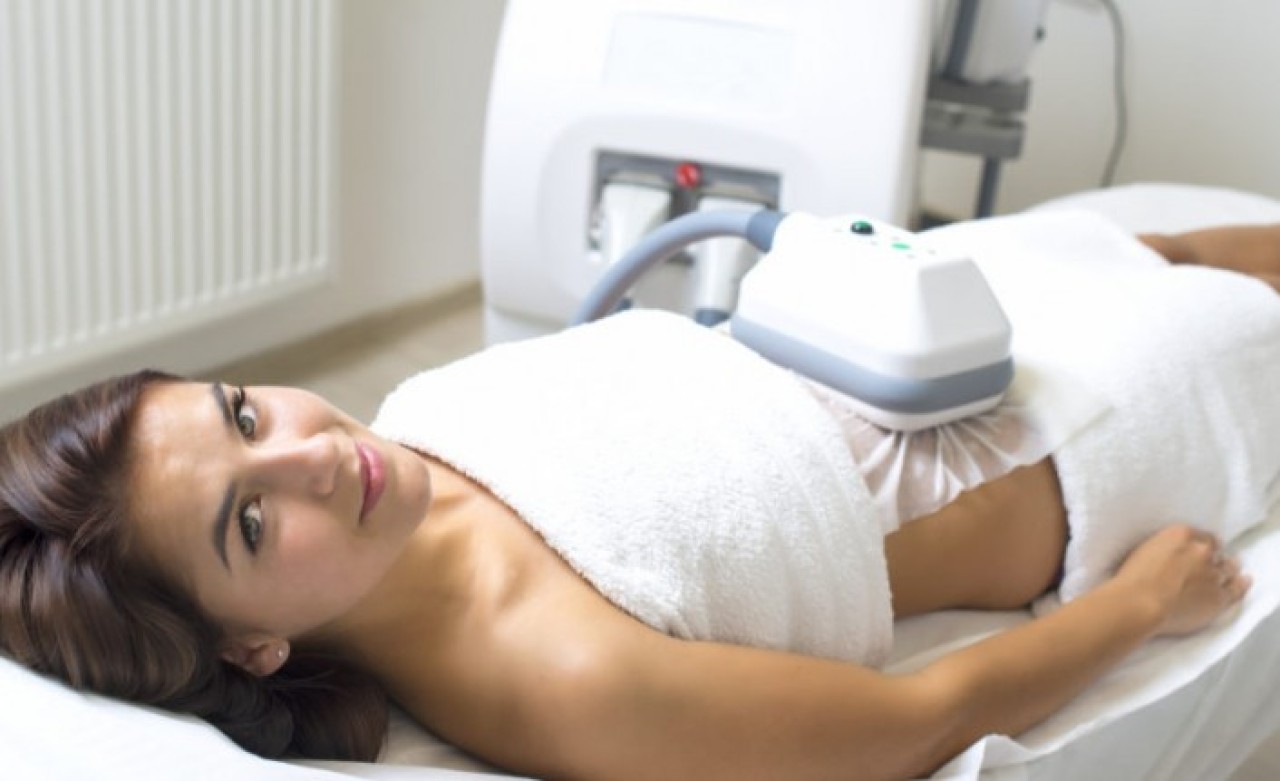 Soğuk Lipoliz Evde Uygulanabilir Mi? Nasıl Yapılır?