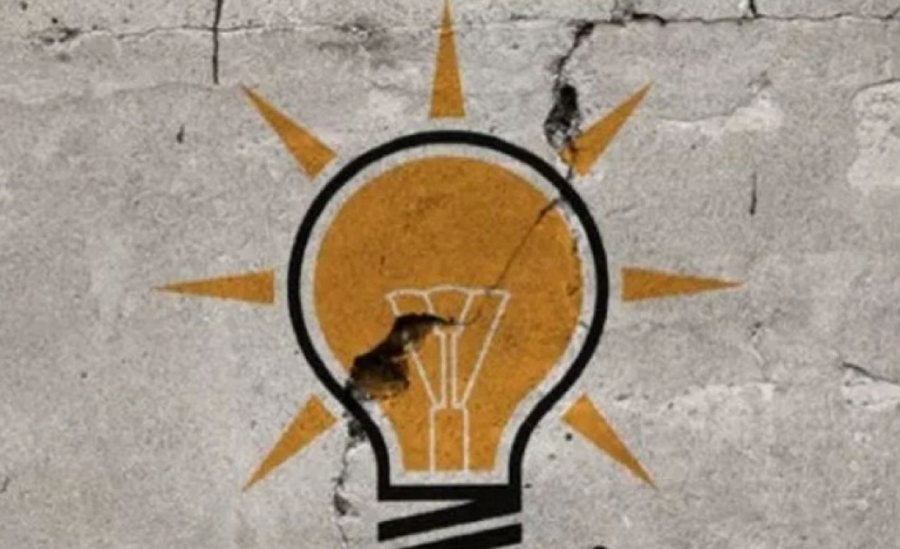 AK Parti'nin İstanbul teşkilatında deprem yaratan görevden almalar!