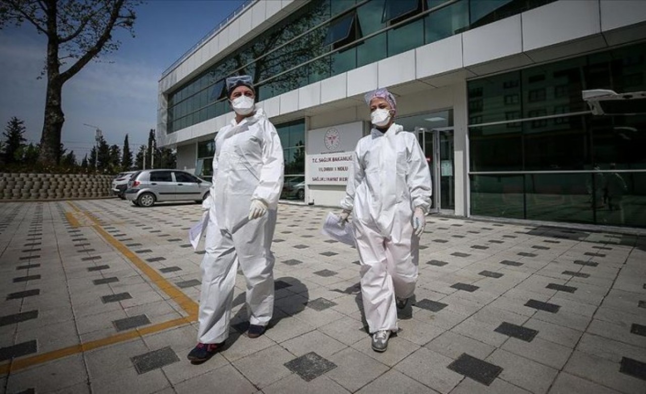 Bursa'da filyasyon ekiplerini şaşkına çeviren olay: Düğün hazırlığında çıktı