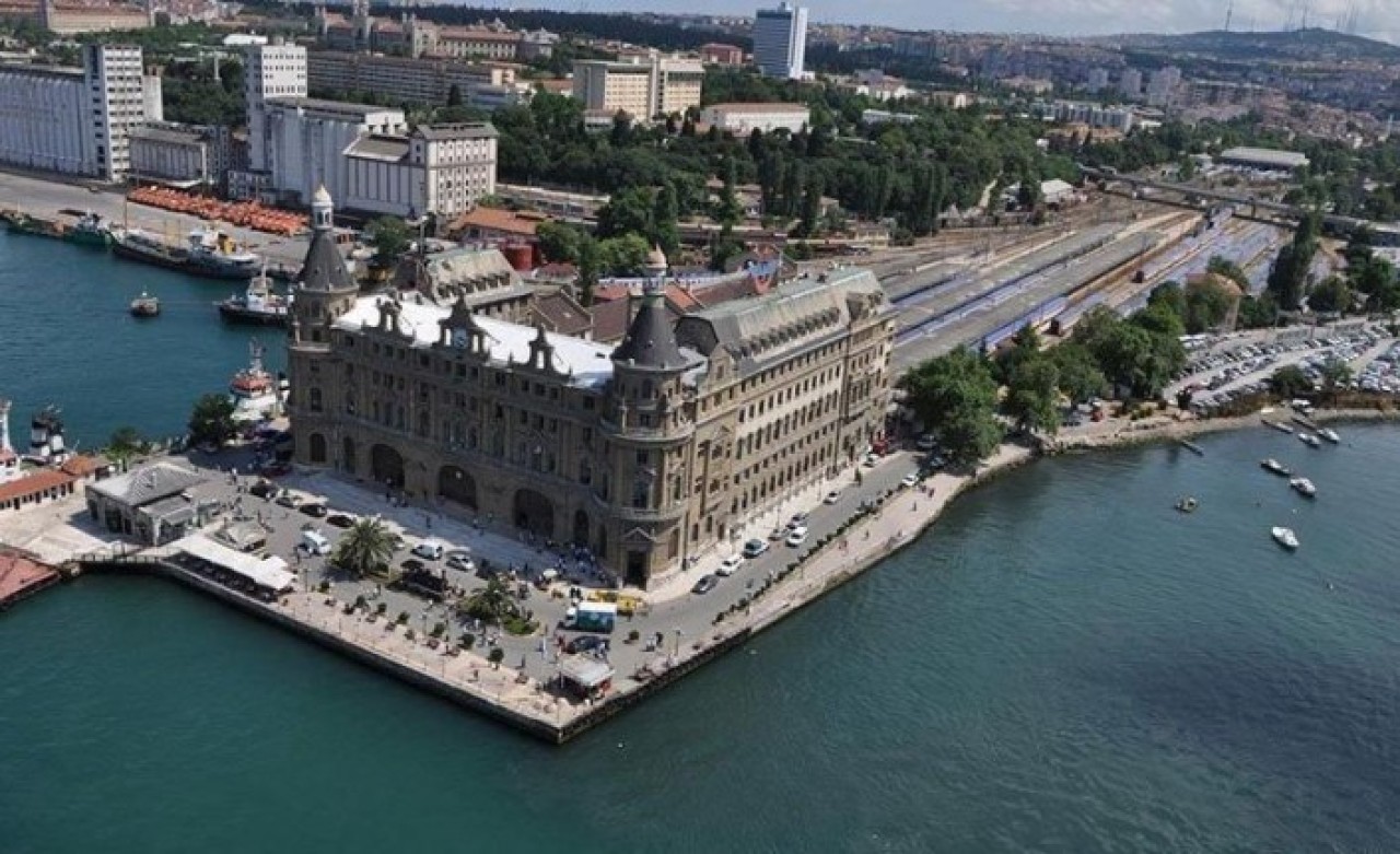 Danıştay,  Haydarpaşa ve Sirkeci garlarının ihalesini iptal etti