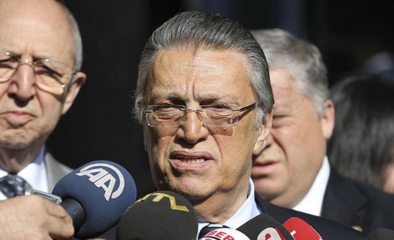 Eski Başbakan Mesut Yılmaz,  72 yaşında hayatını kaybetti