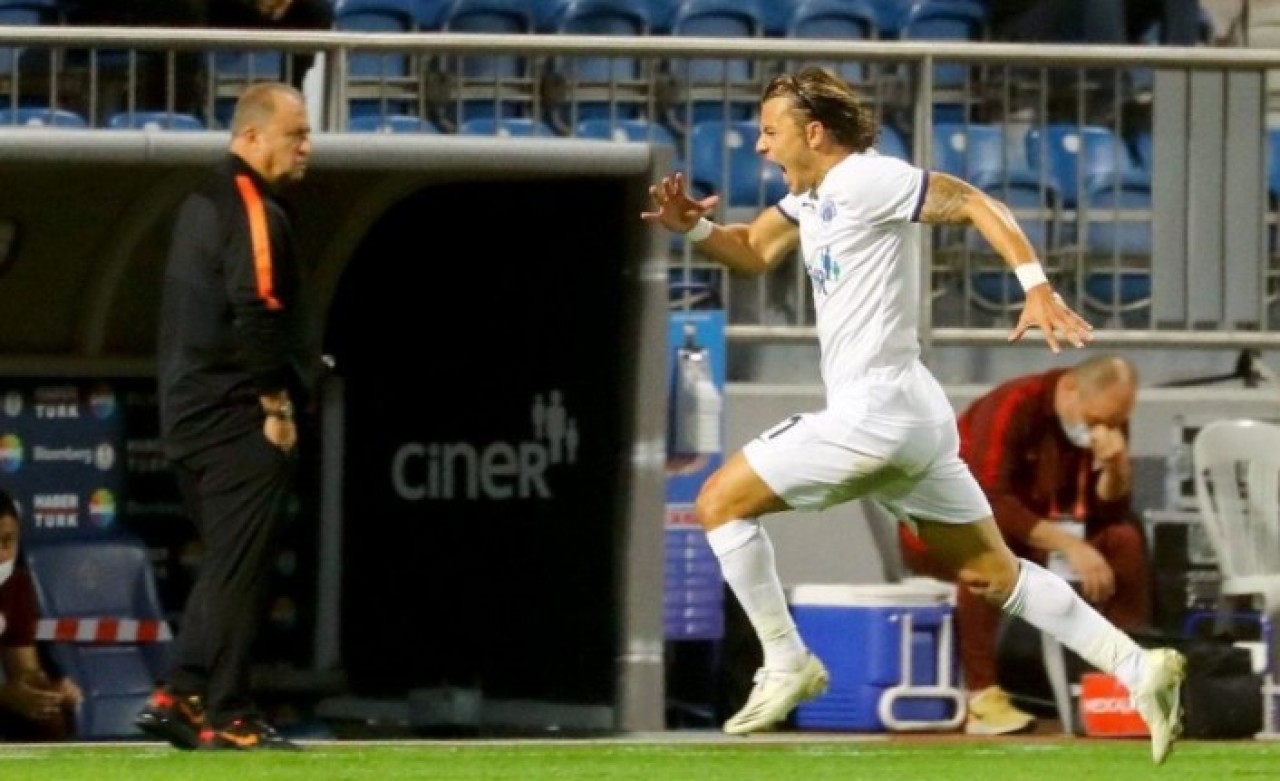 Fatih Terim'in yıkıldığı an: Galatasaray'a son darbe Kasımpaşa'dan