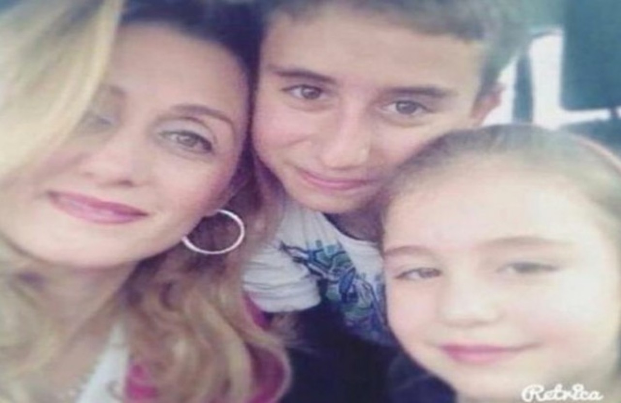 Gözyaşları sel oldu: Burcu Yüksel ile çocukları Ege Ilgaz Yüksel ve Dila Yüksel toprağa verildi