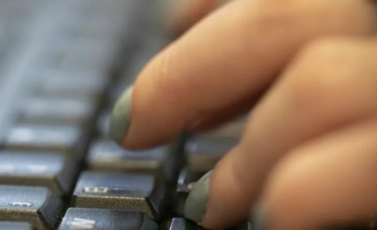 Hackerlar rahat durmadı: Seçim fonundan 2.3 milyon doları çaldı 