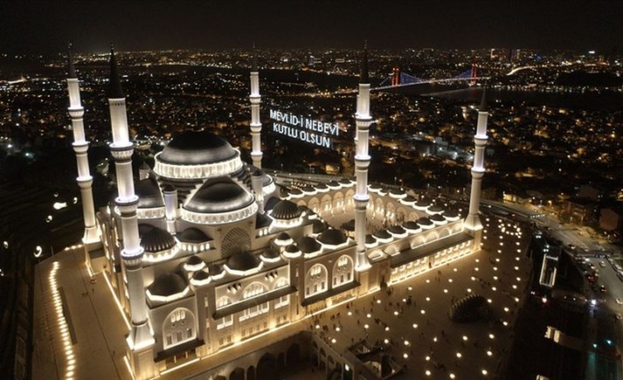 Hazreti Muhammed sevgisinin kültürel hayata yansıması: Mevlid Kandili geleneği