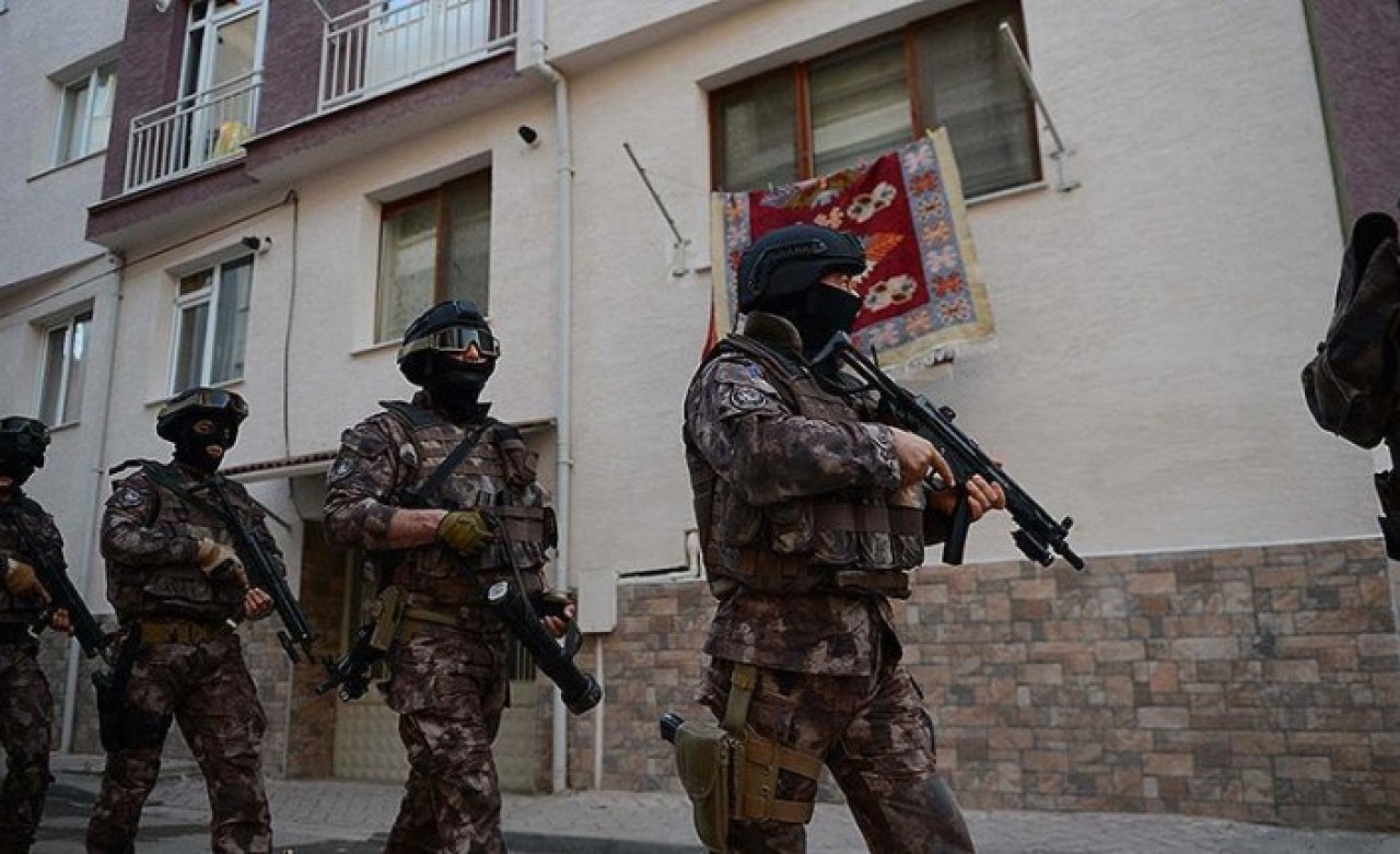 İstanbul'da DEAŞ operasyonu: 14 gözaltı