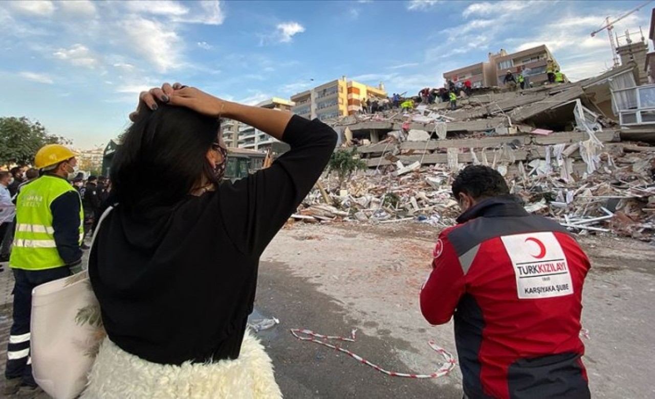 İzmirli otelciler otellerini deprem mağdurlarına açtı