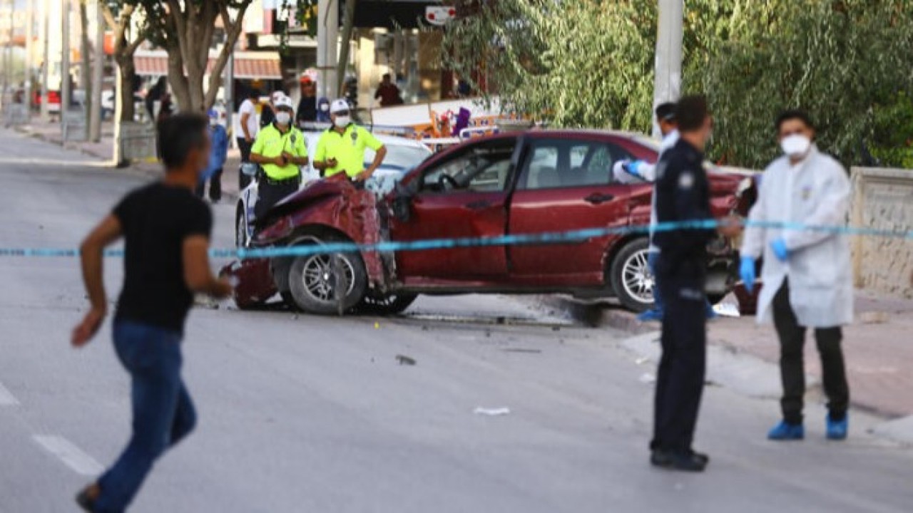 Kahreden kaza: Bünyamin Özkan ve 5 yaşındaki oğlu Eymen öldü