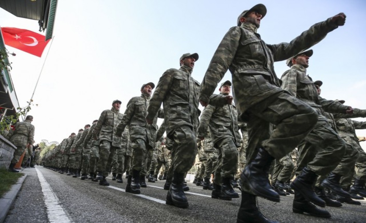 Kanun değişti: Haberi olmayan yarım milyon genç asker kaçağı durumuna düştü!