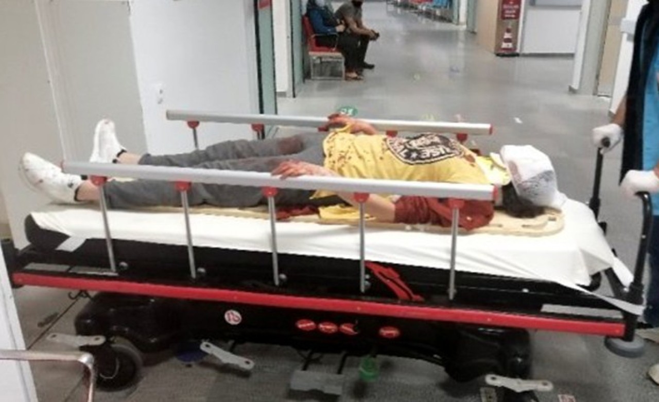 Kardeşlerin olduğu otomobil ile tır çarpıştı: Sümer Akın hayatını kaybetti