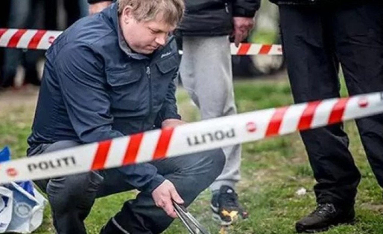 Kur'an-ı Kerim yakan ırkçı siyasetçi sınır dışı edildi