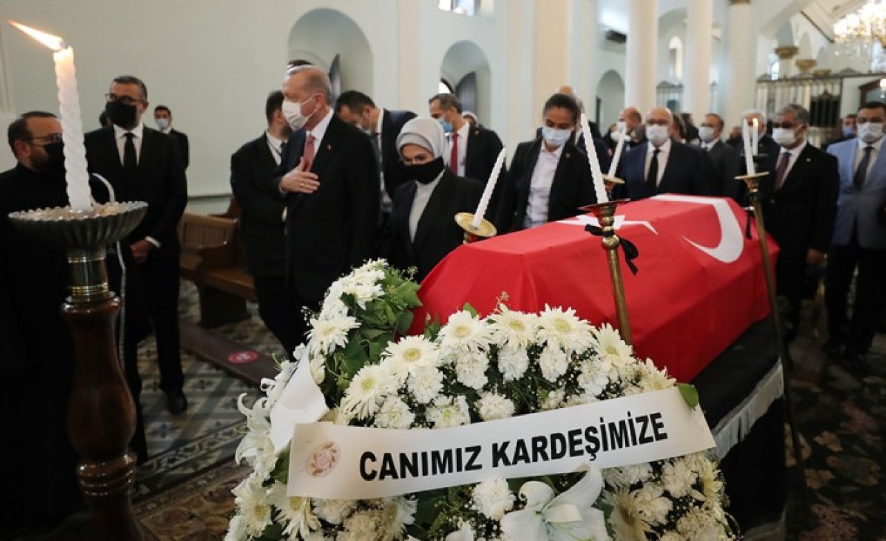 Markar Esayan son yolculuğuna uğurlandı; Erdoğan'dan flaş sözler