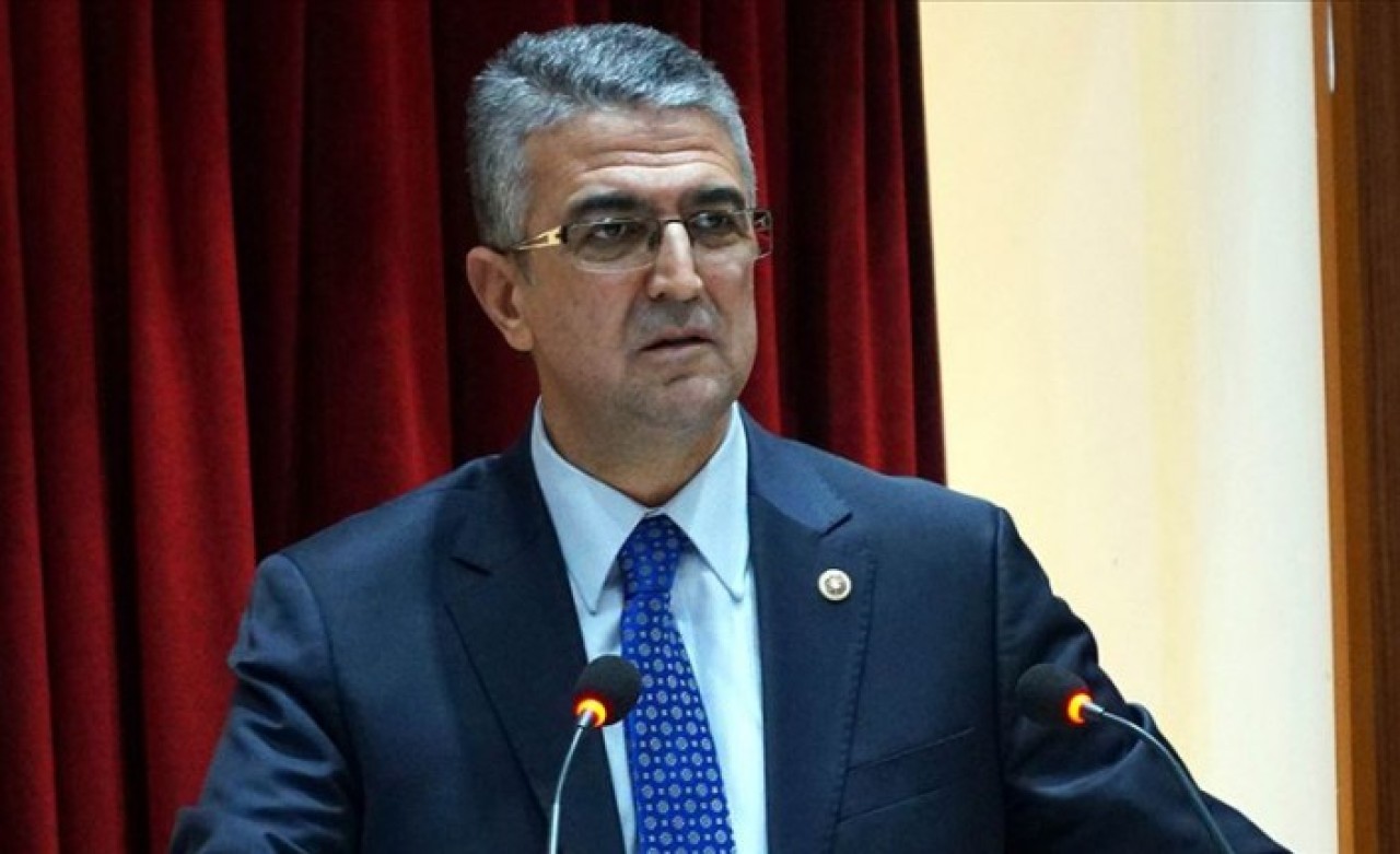 MHP'li Kamil Aydın,  Ayasofya'yı Nazım Hikmet şiiri ile savundu