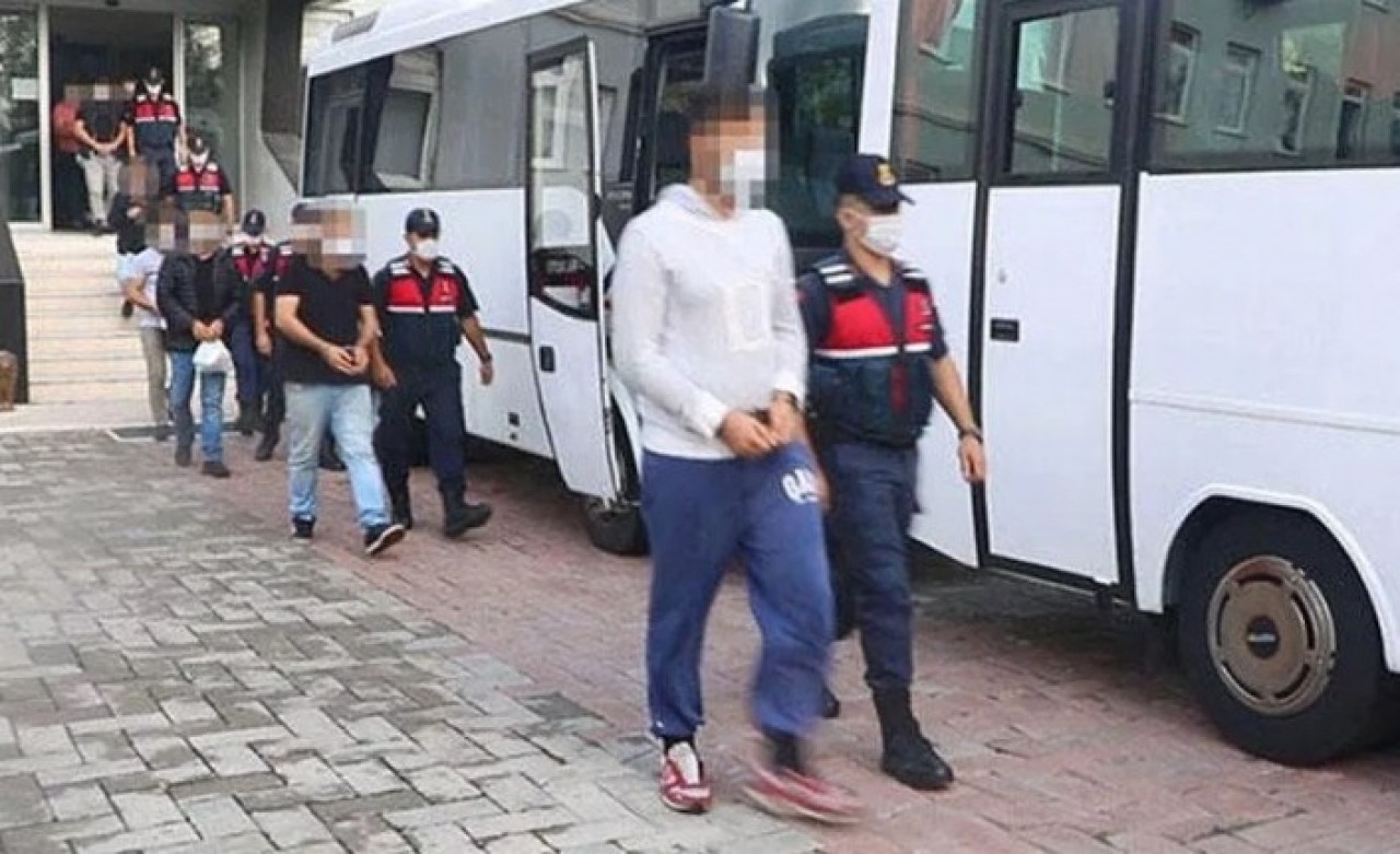 Sahte içkide ölü sayısı 50'ye yükseldi: Çete lideri kaçamadı