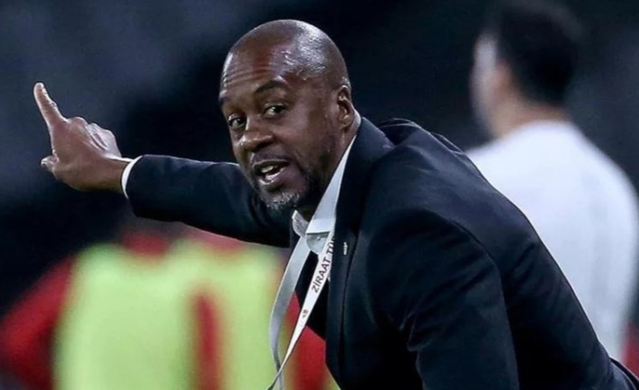 Trabzonspor’da Eddie Newton’un görevine son verildi